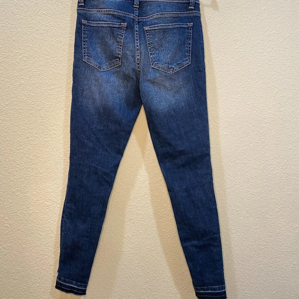 HARPER Pearl Studded Denim Jeans - 26 - Picture 5 of 5